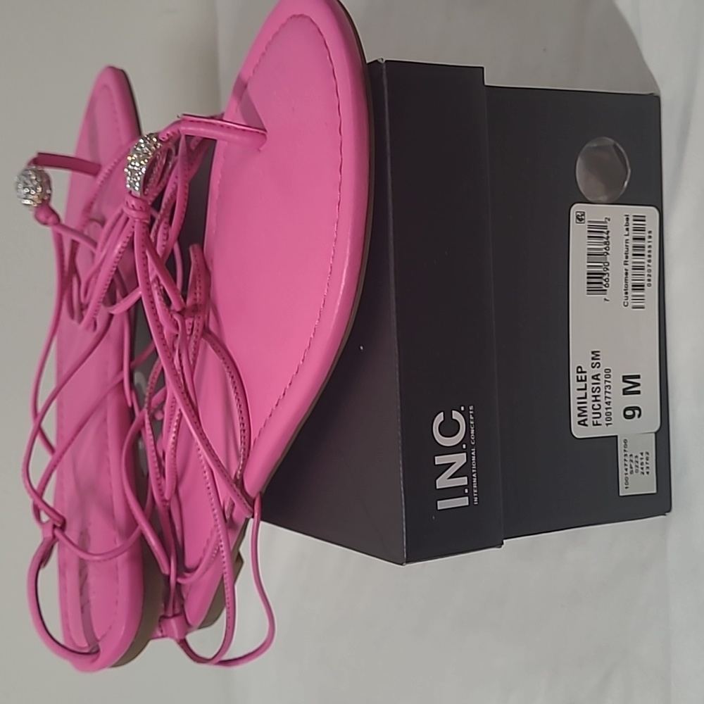 I.N.C Women's Fuchsia Sandal - Picture 4 of 6